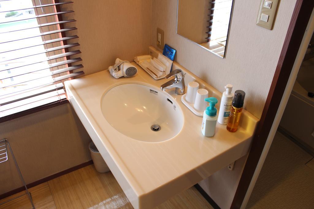 פוג'יסאווה Hotel Shiosai מראה חיצוני תמונה