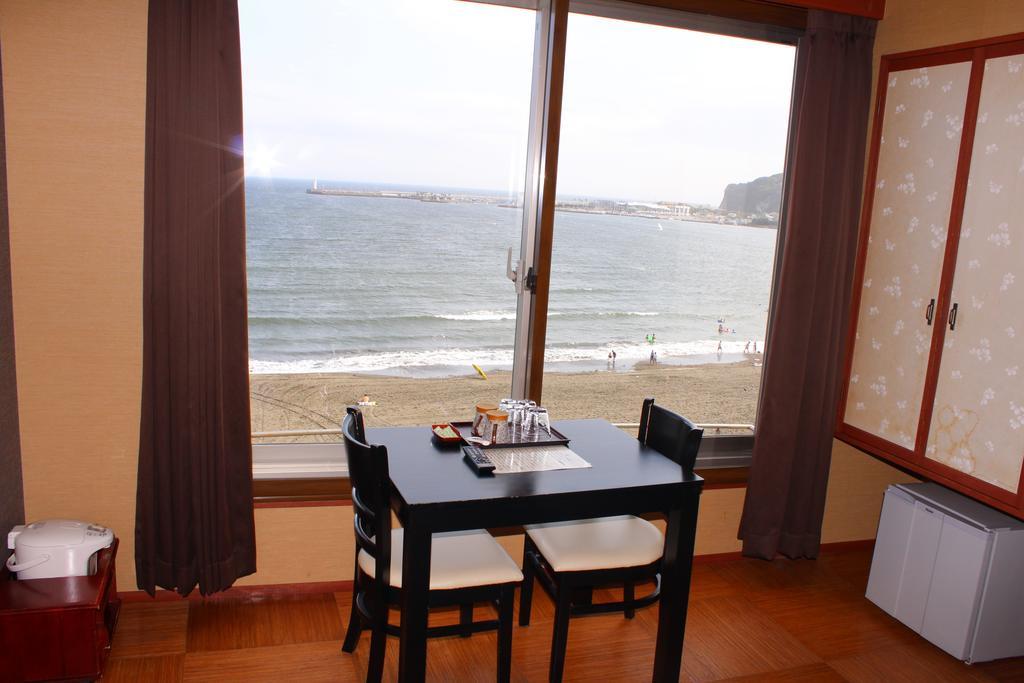 פוג'יסאווה Hotel Shiosai מראה חיצוני תמונה